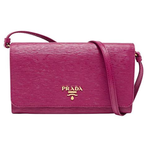 prada wallet pink saffiano